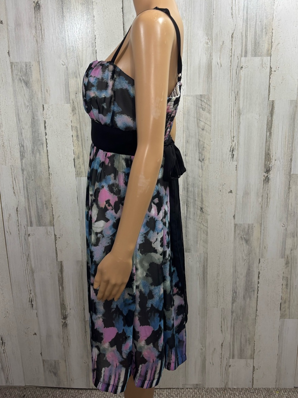 Dressbarn Sleeveless Watercolor Smocked Back Midi Dress - Picture 4 of 10